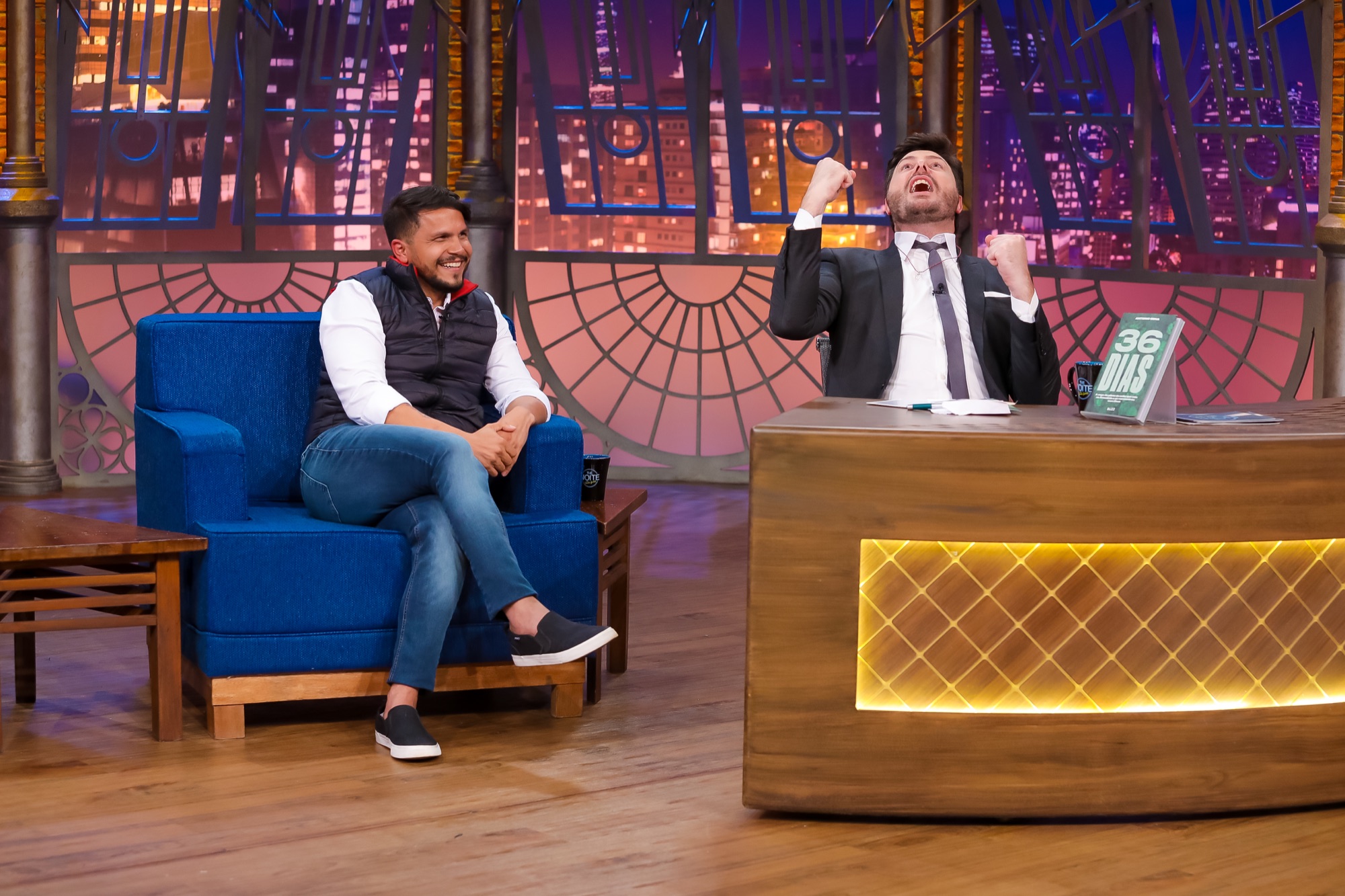 Antonio Sena em entrevista no The Noite